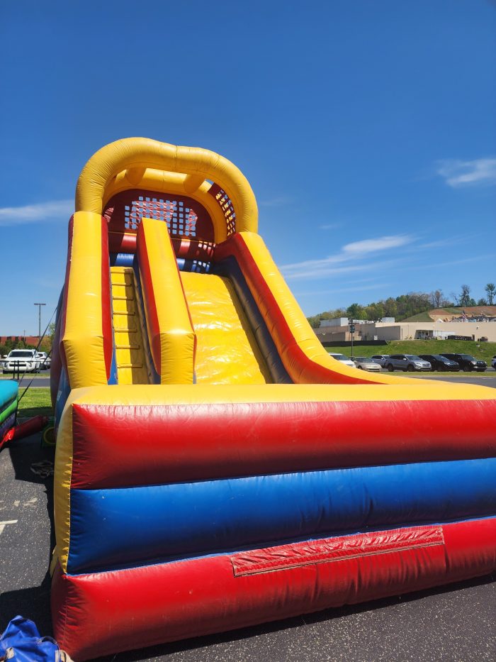 Red And Yellow 18FT Single Lane Slide